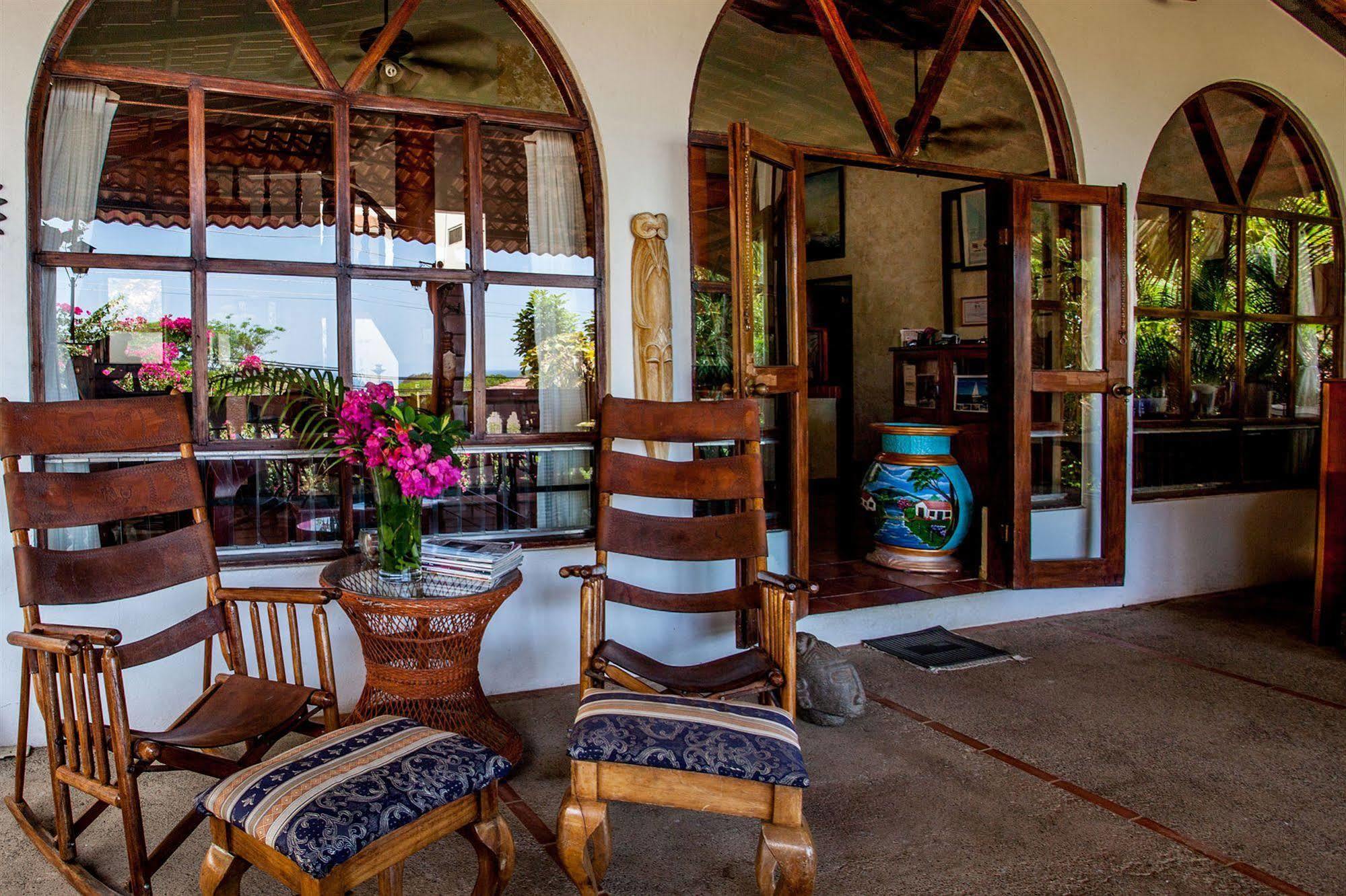 Hotel M&M Casa Blanca Playa Ocotal Экстерьер фото