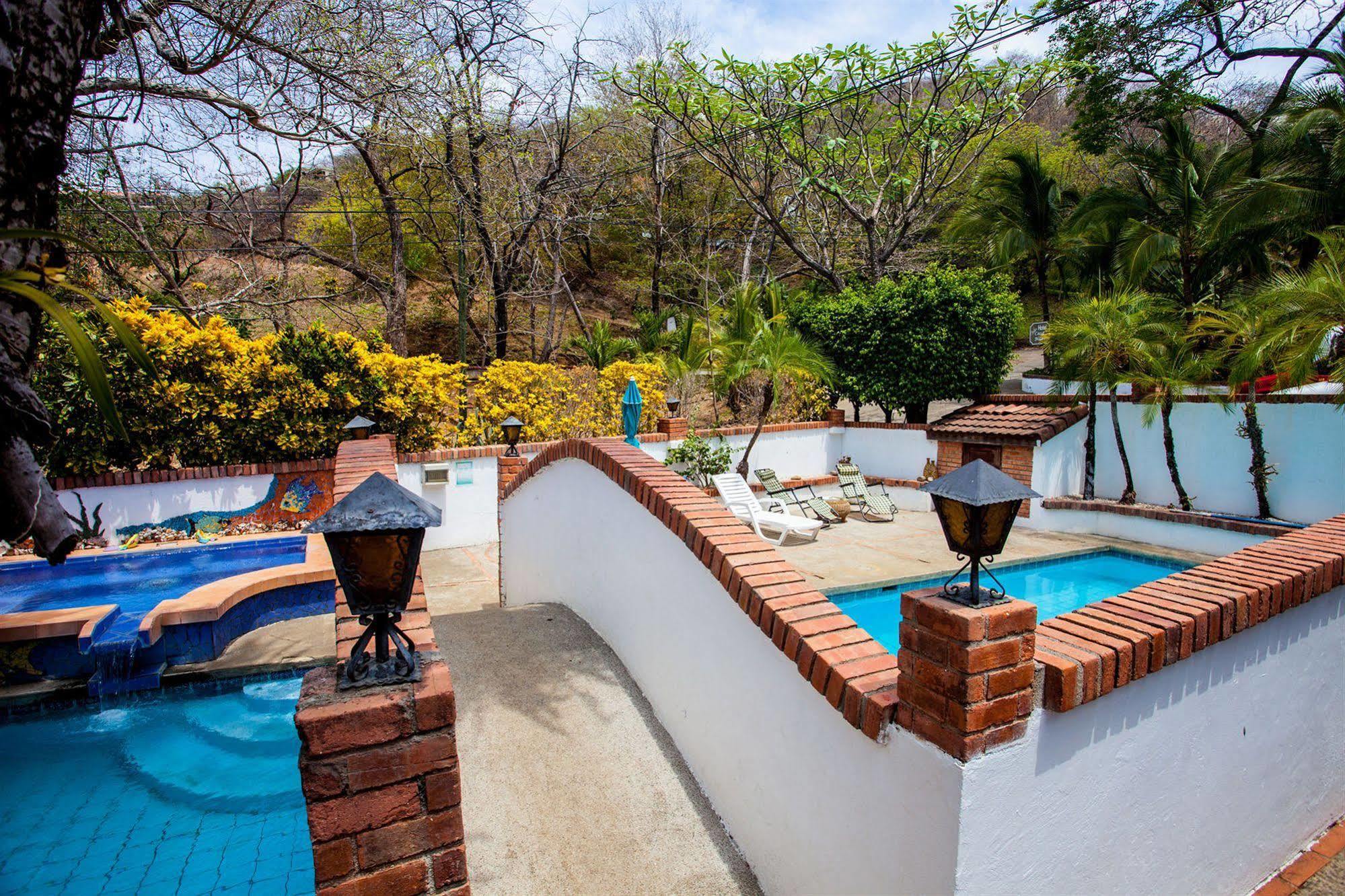 Hotel M&M Casa Blanca Playa Ocotal Экстерьер фото
