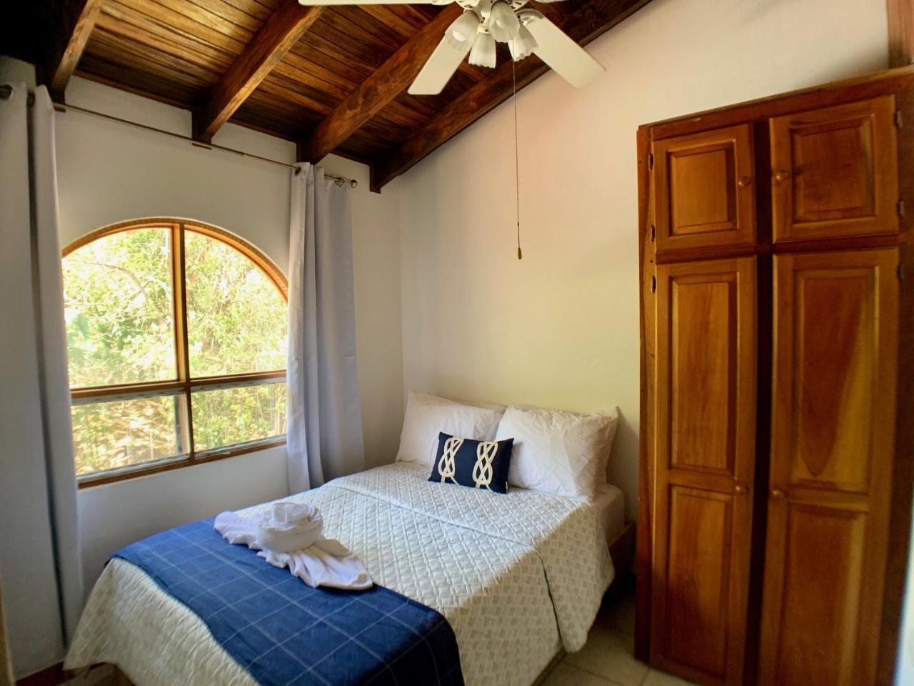Hotel M&M Casa Blanca Playa Ocotal Экстерьер фото