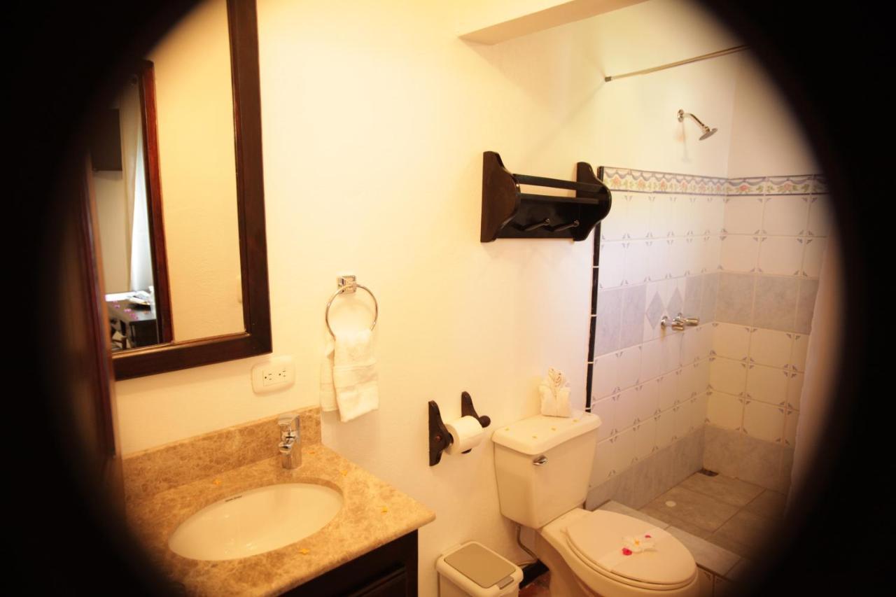 Hotel M&M Casa Blanca Playa Ocotal Экстерьер фото