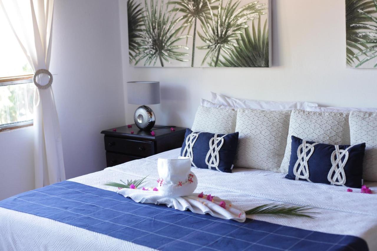 Hotel M&M Casa Blanca Playa Ocotal Экстерьер фото